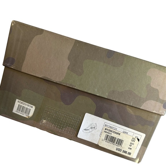 Valentino Garavani MESH FABRIC CAMOUFLAGE ROCKRUNNER SNEAKER in black/stone 42 - Picture 5 of 8